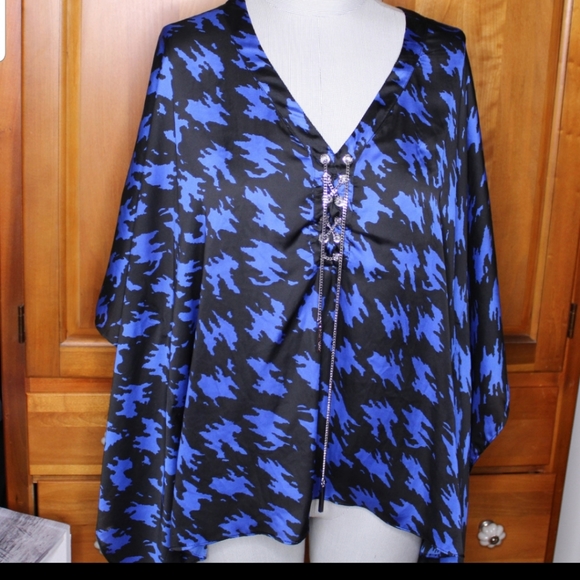 Michael Kors Blue Houndstooth Poncho